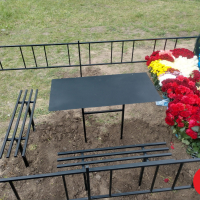 Ритуальные столы лавки из металла.