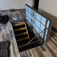 Люк на подвал