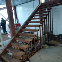 Лестница уголок швеллер