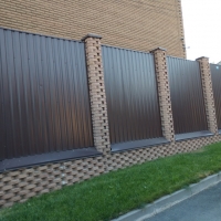 Забор из профнастила