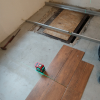 Люк с обрешеткой вокруг проема